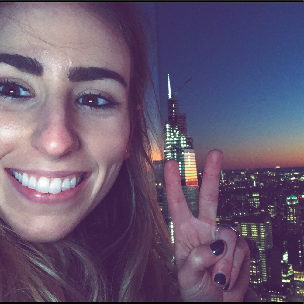 Meet your Posher, Danielle